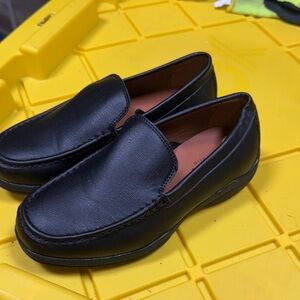 Perry Ellis Black Leather Slip-On Loafers